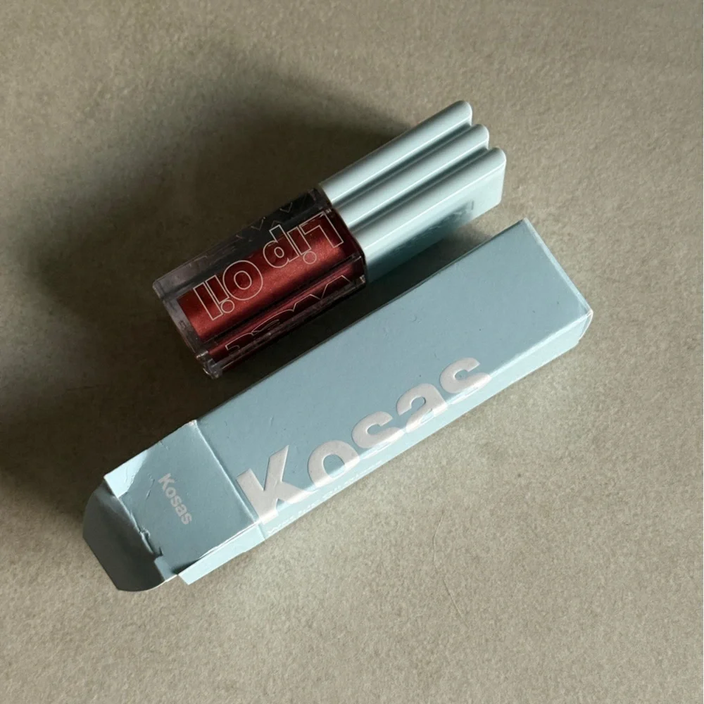 Kosas Wet Lip Oil Gloss in Dip Hydrating Clean Lip Gloss